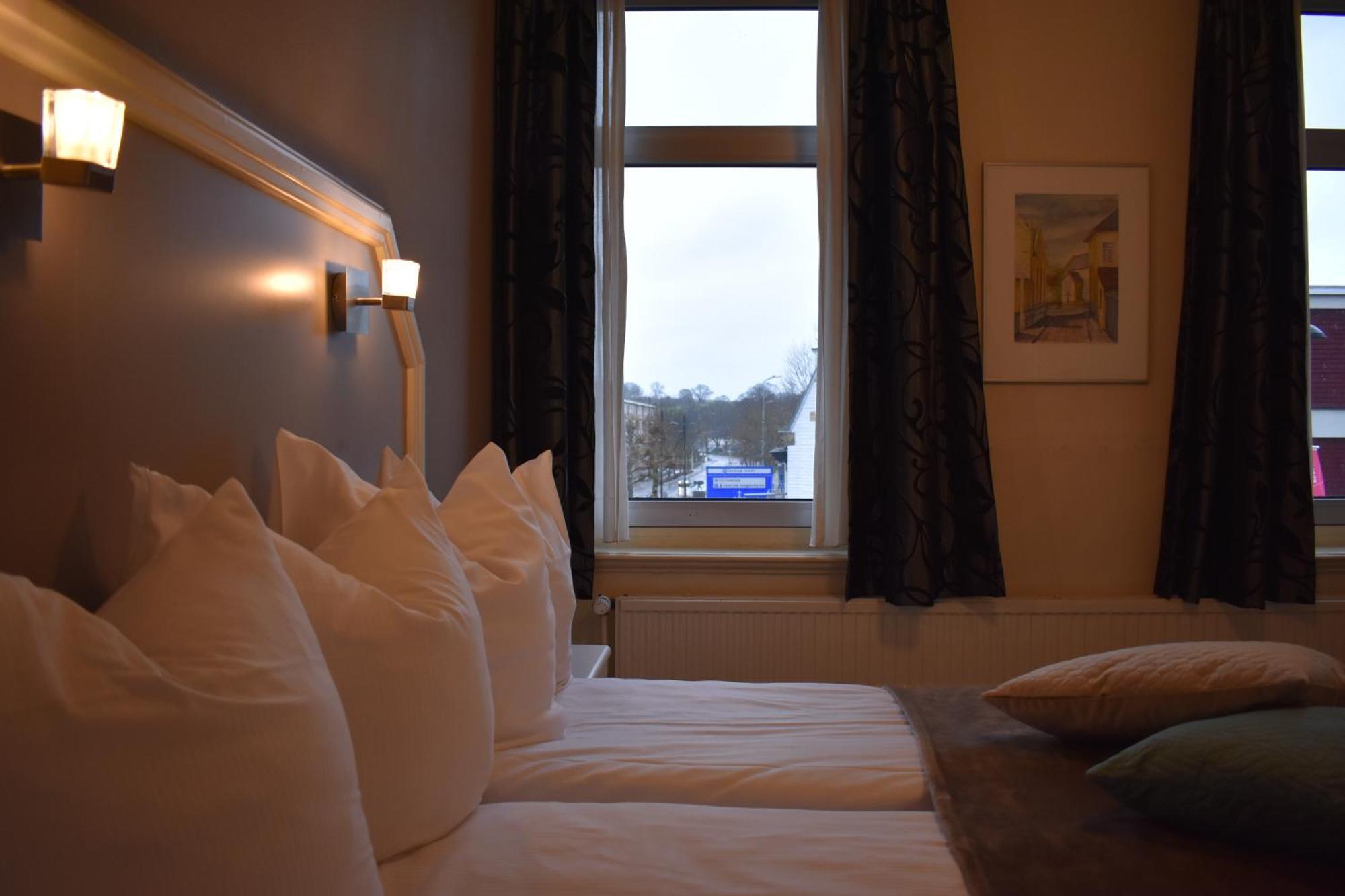 Hotel Atlanta Valkenburg aan de Geul Chambre photo